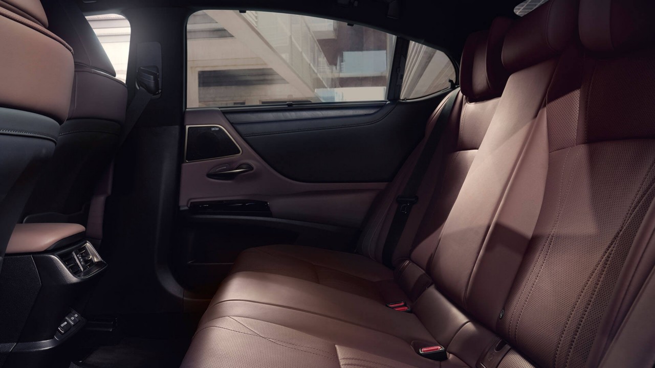 Rear passenger seats of the Lexus ES 300h